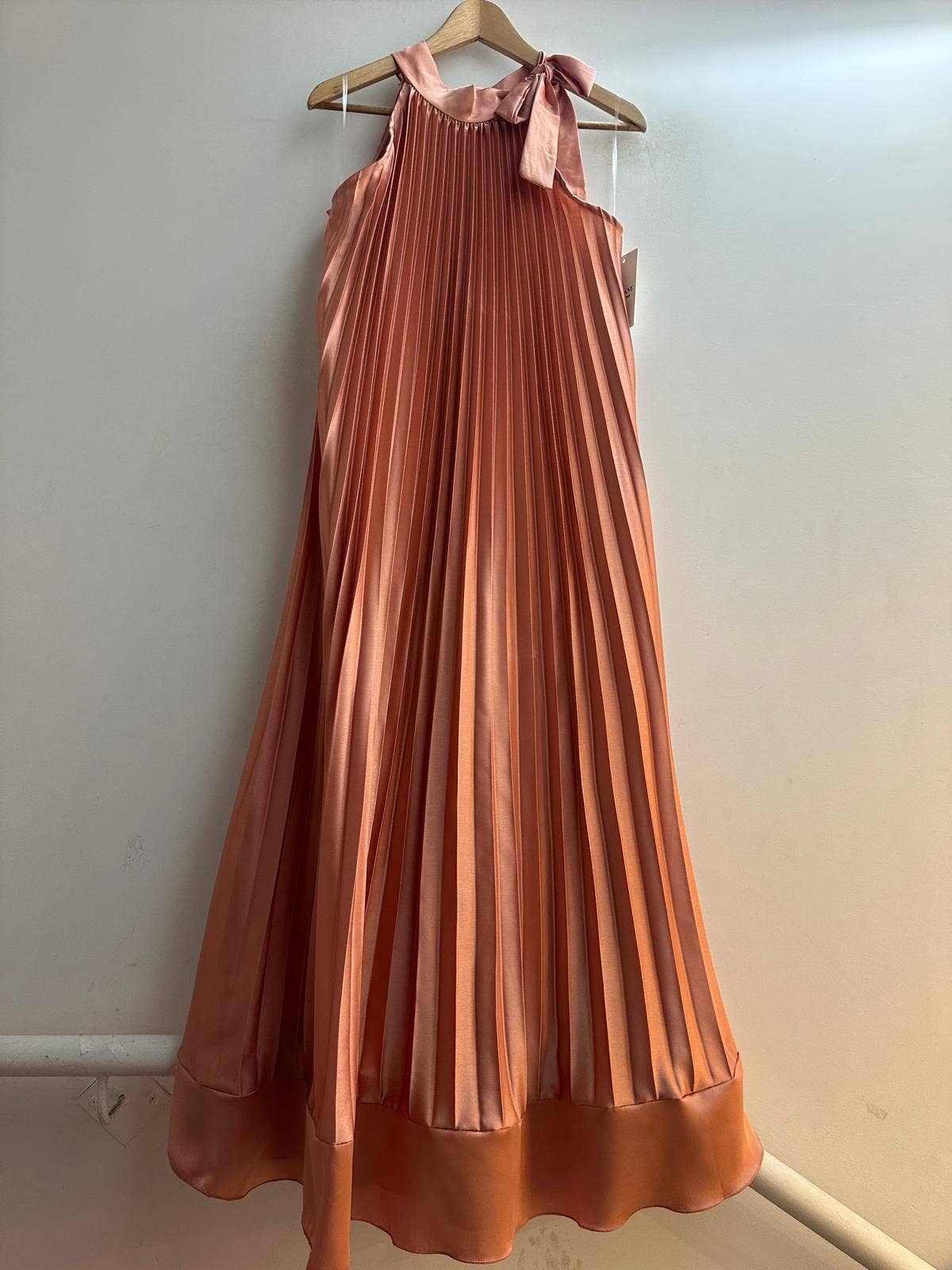 Robe longue plissée