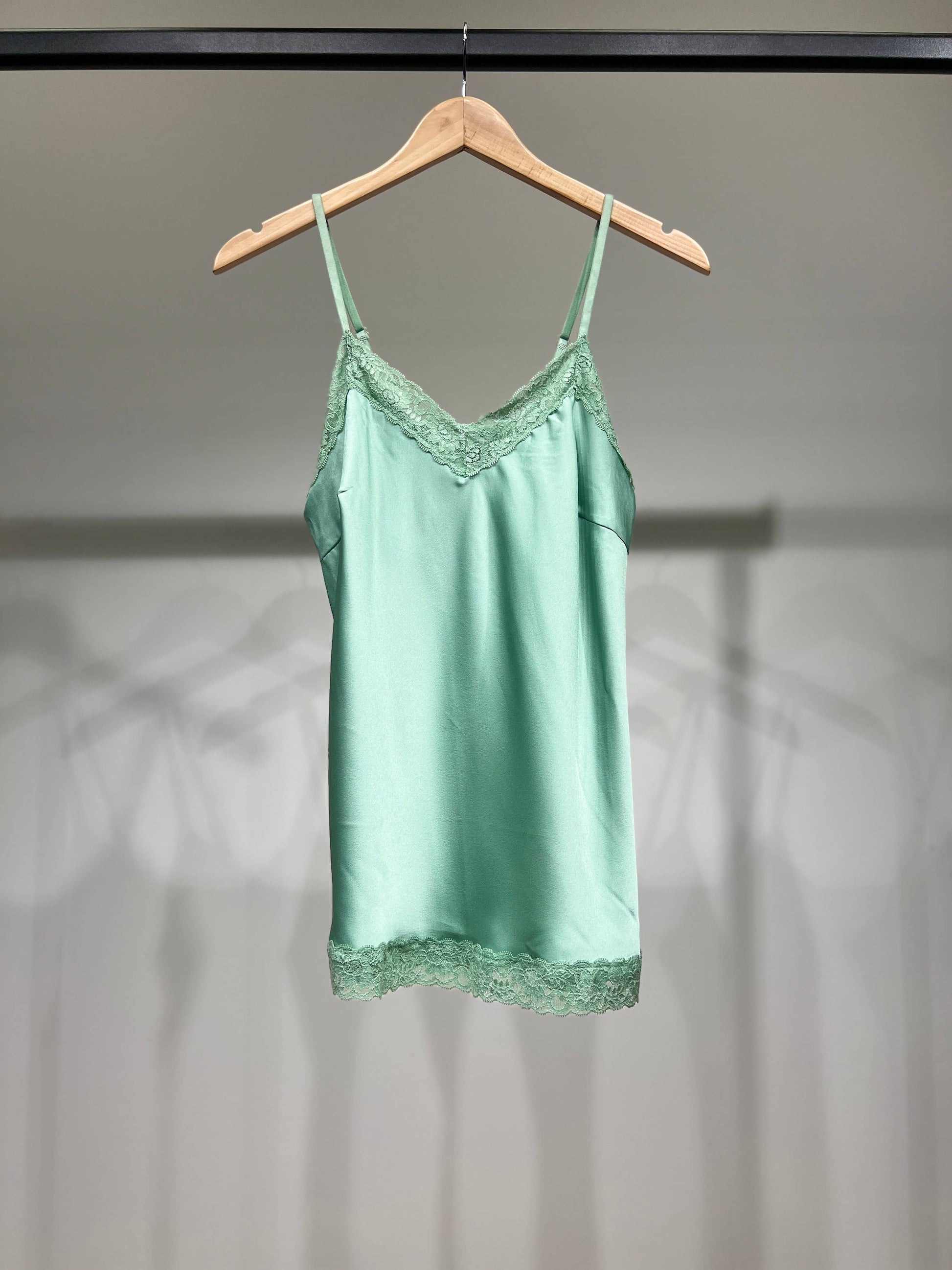 Débardeur Dentelles Satiné Bretelle Ajustable Dos Élastique: Vert Aqua