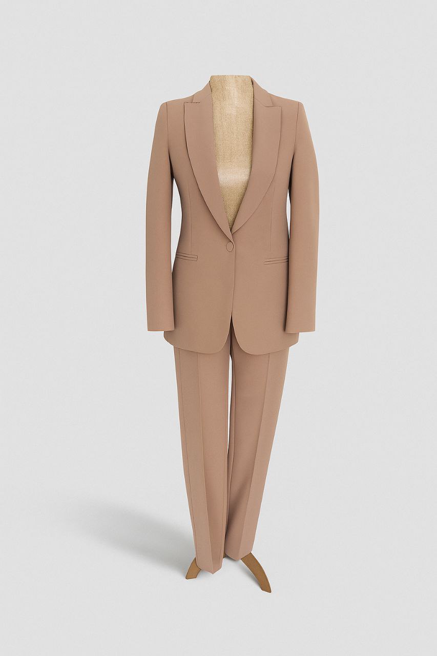 Costume Tailleur Beige Élégant