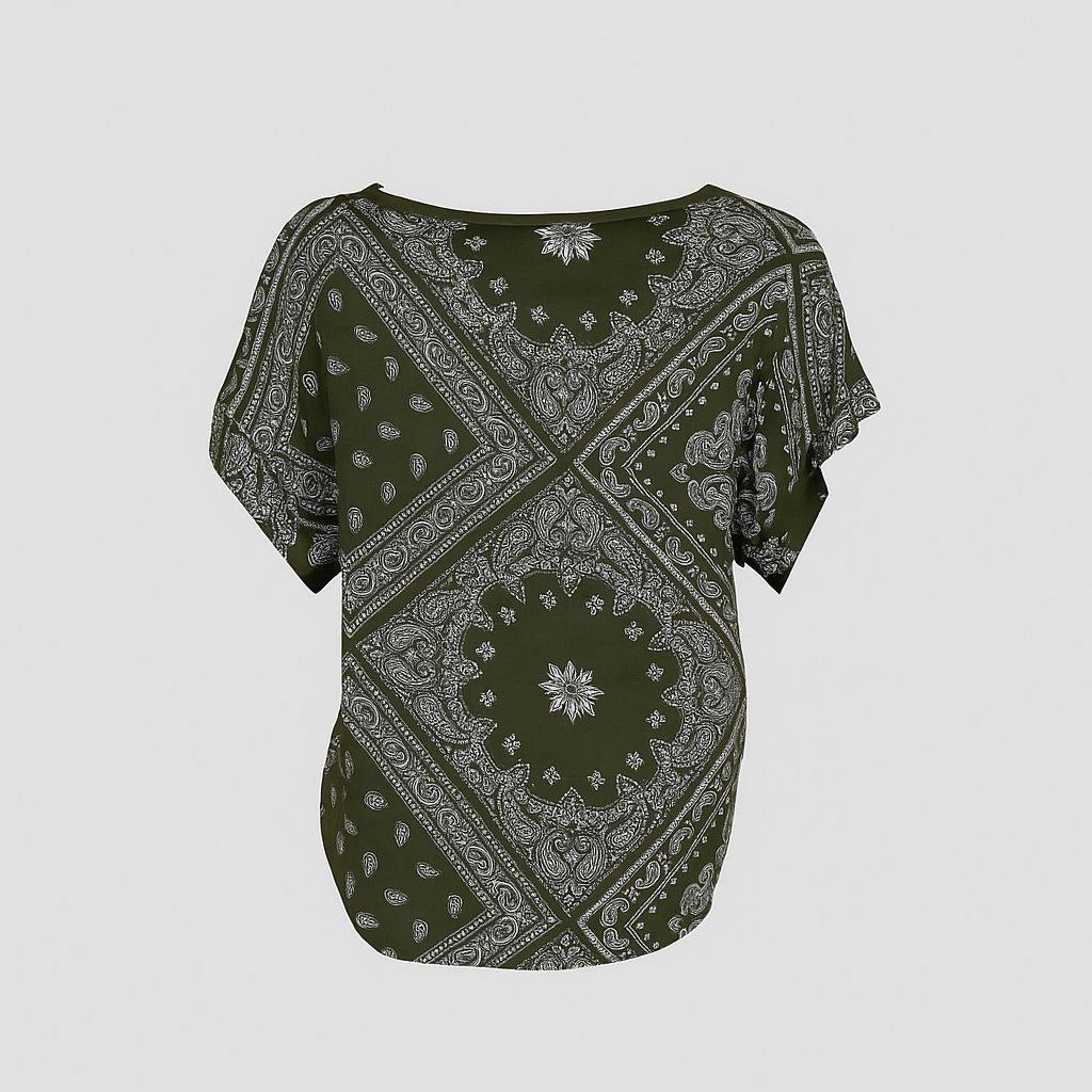 Chemise Courte Femme à Motif Bandana – Style Bohème Chic
